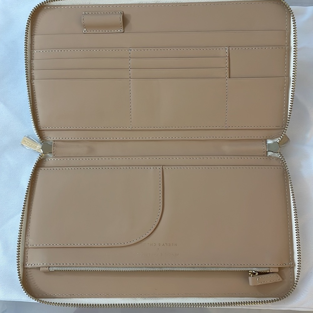 Neely & Chloe wallet NWT - Picture 4 of 5
